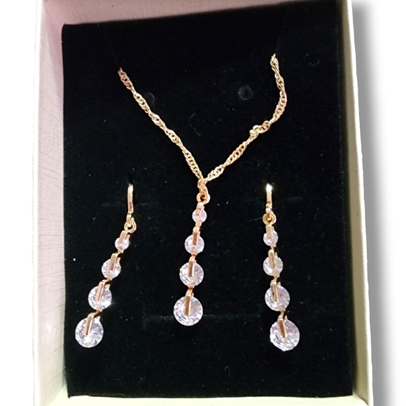 Clear Crystal Waterfall Earrings with Necklace in Gold Singapore Chain Dainty - Picture 13 of 16